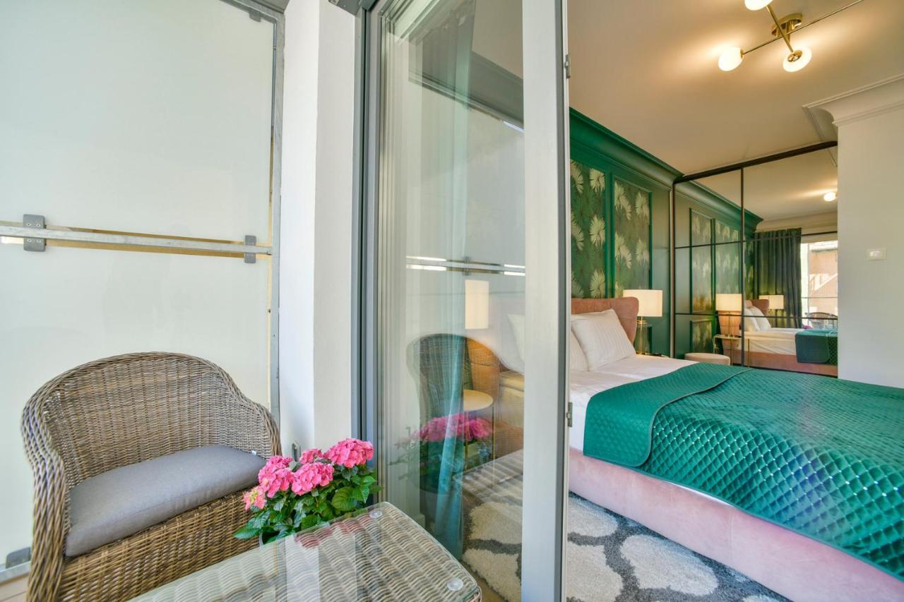 Apartamenty Navigator- Nadmorskie Tarasy Port Kolobrzeg Exterior photo